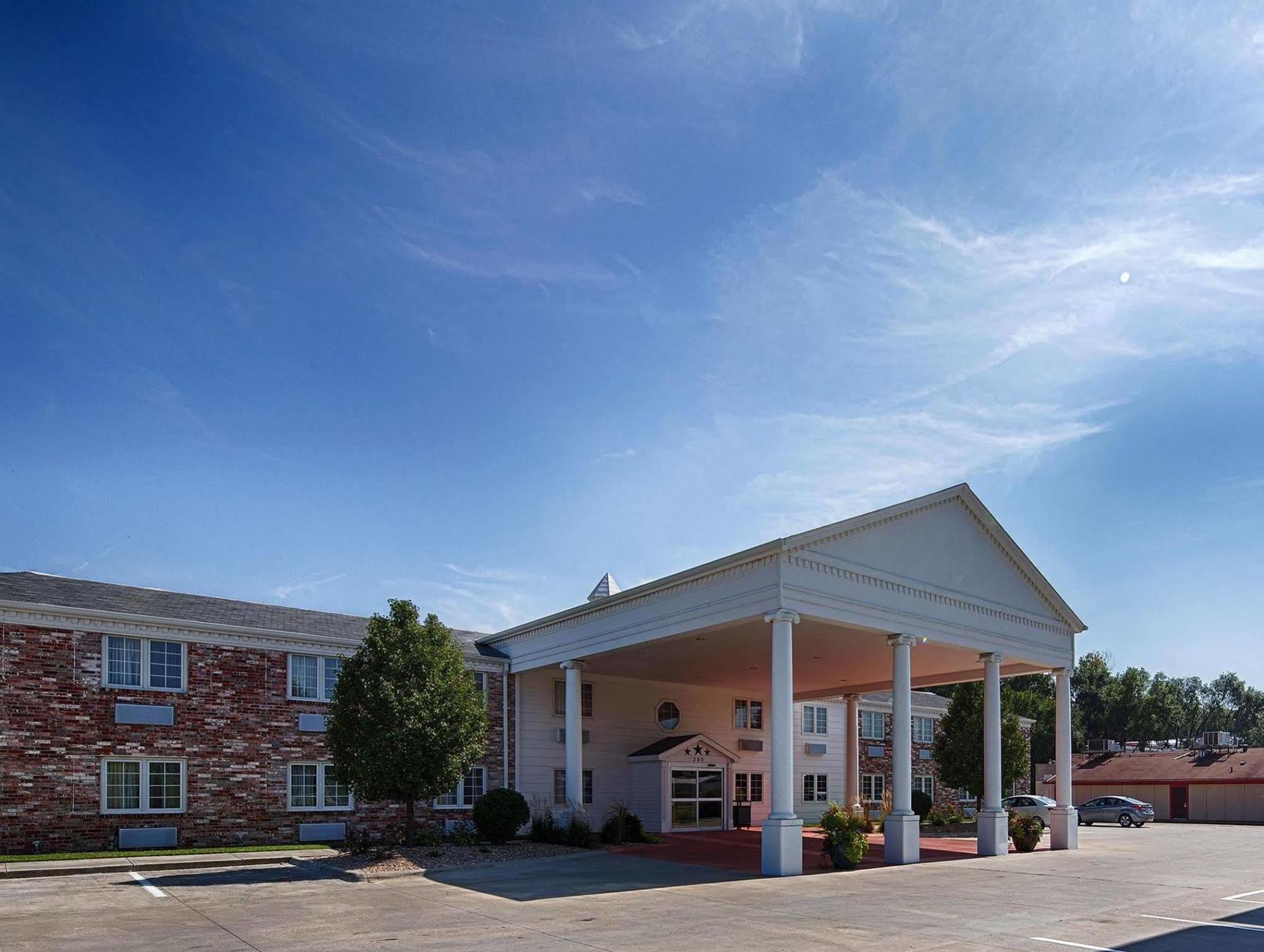 Hotel Baymont By Wyndham Bellevue - Omaha Exteriér fotografie